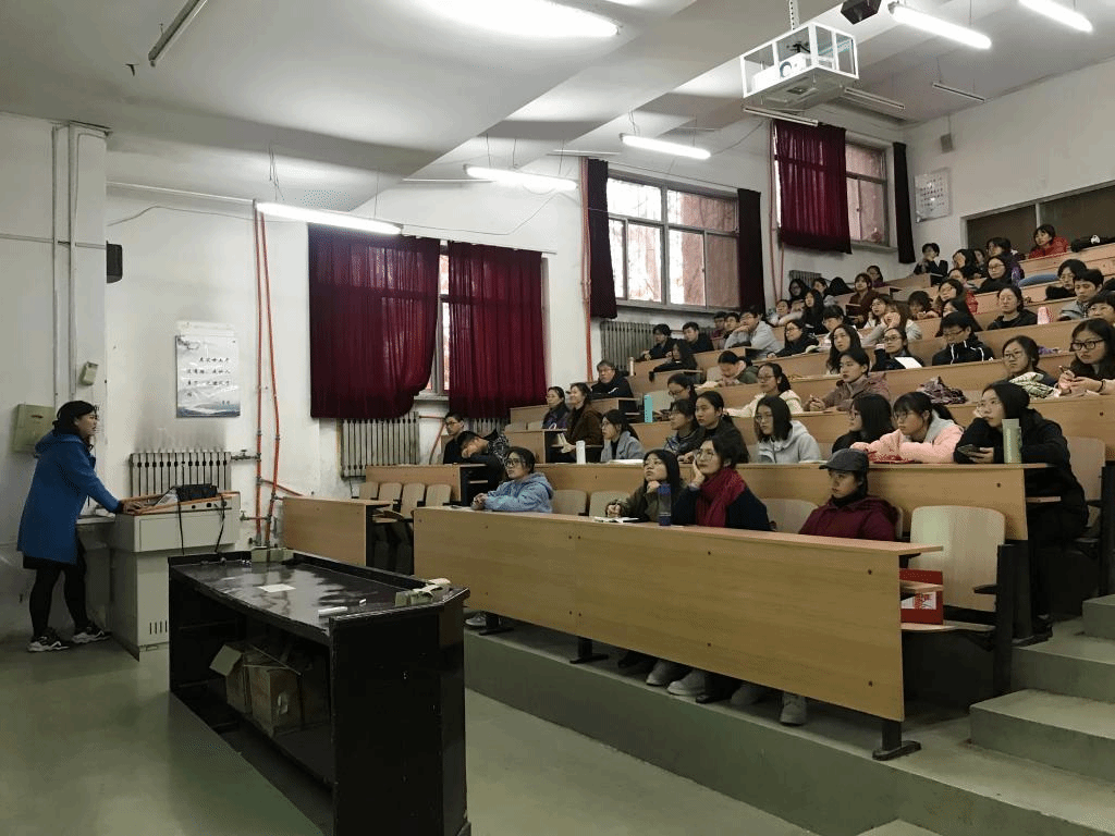 刘赫老师给我院师生做现场培训